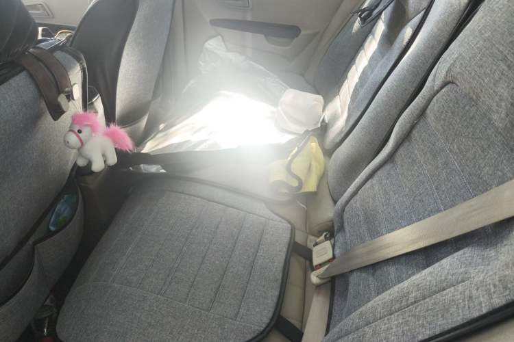 Used Soueast V3 Lingyue 2015 1.5L Manual Happiness Edition Left Rear Seat