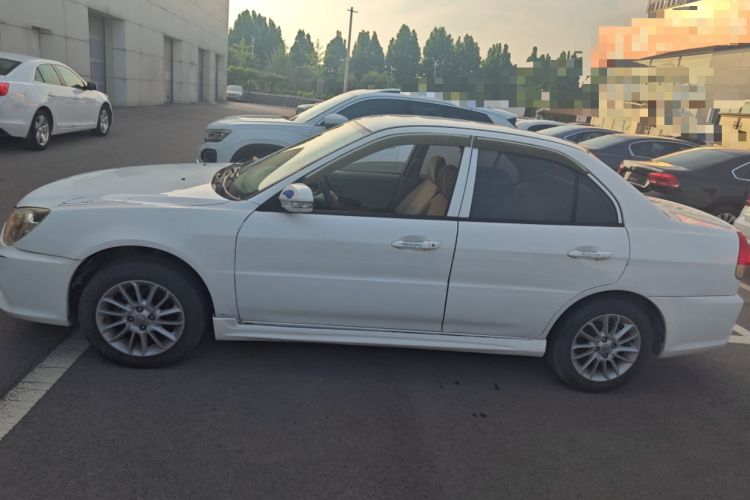 Used Soueast V3 Lingyue 2015 1.5L Manual Happiness Edition Left Side