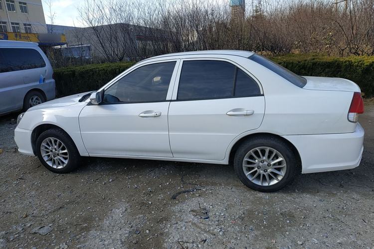 Used Soueast V3 Lingyue 2015 1.5L Manual Happiness Edition Left Side