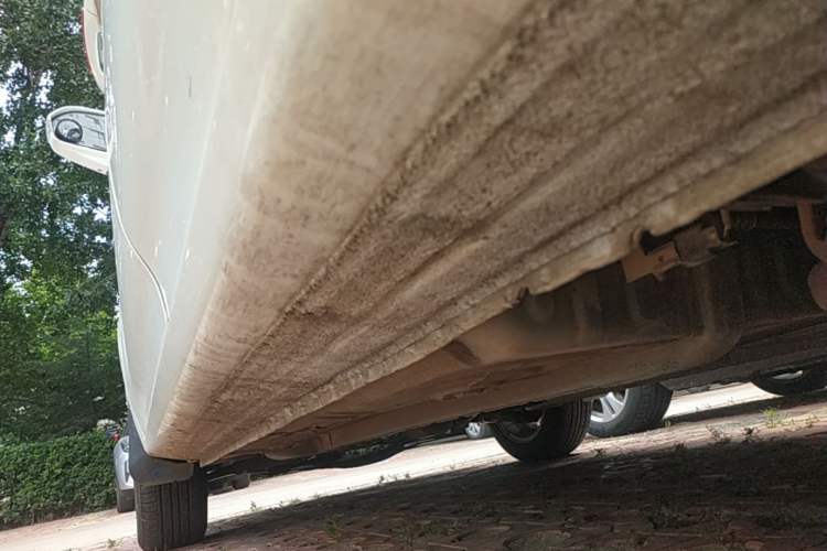 Used Soueast V3 Lingyue 2015 1.5L Manual Happiness Edition Left Side Sill