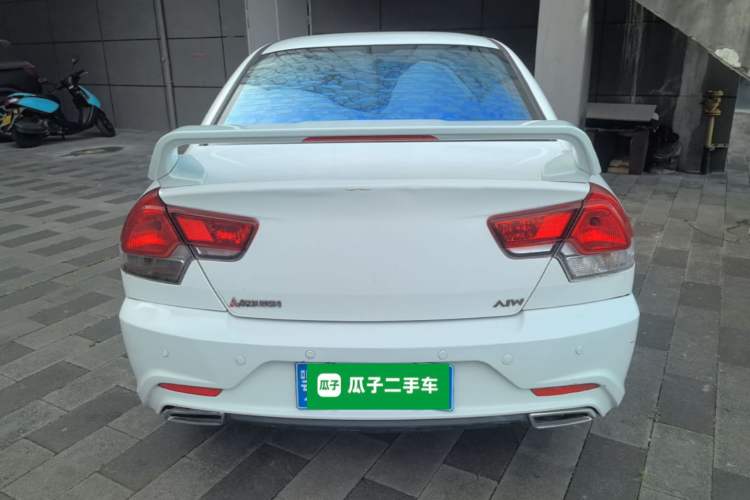 Used Soueast V3 Lingyue 2015 1.5L Manual Style Edition Rear