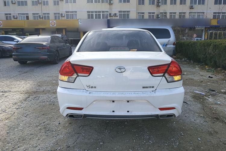 Used Soueast V3 Lingyue 2015 1.5L Manual Happiness Edition Rear