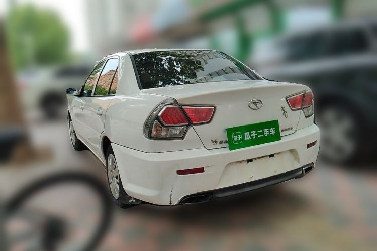 Used Soueast V3 Lingyue 2015 1.5L Manual Smart Edition Rear Left 45 Deg