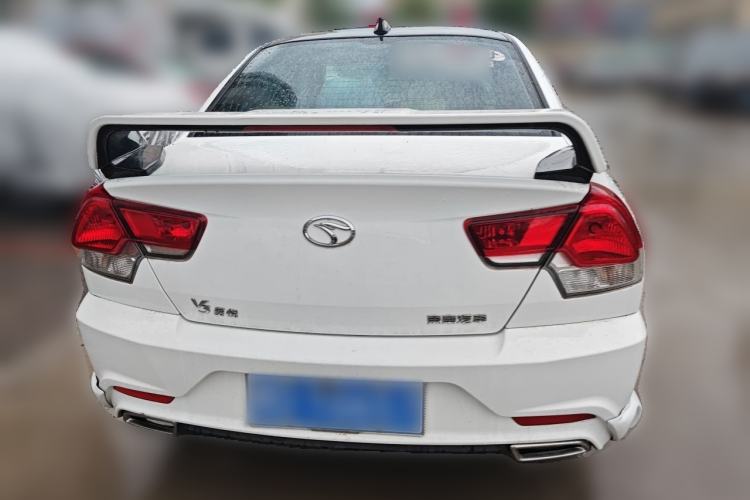 Used Soueast V3 Lingyue 2015 1.5L Manual Happiness Edition Rear
