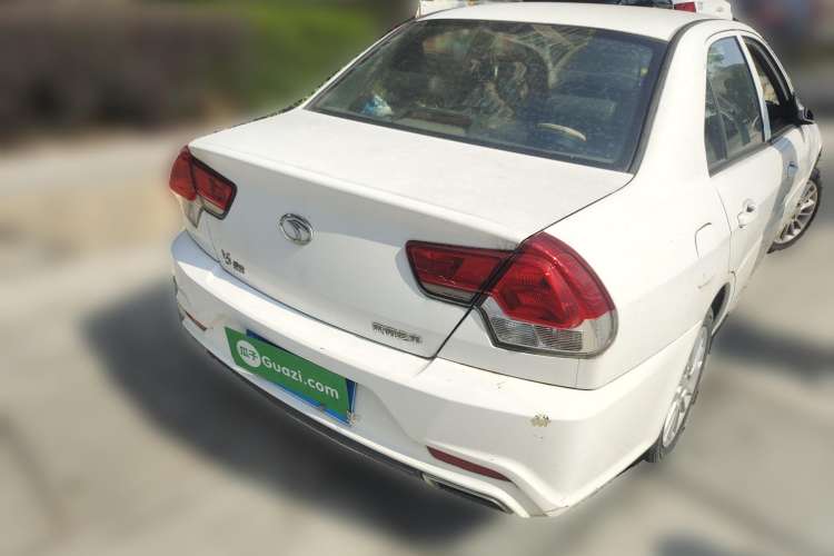 Used Soueast V3 Lingyue 2015 1.5L AMT Happiness Edition Rear Right 45 Deg