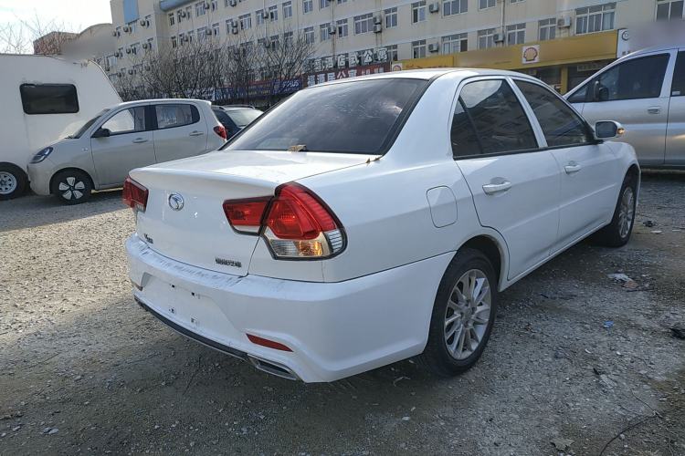 Used Soueast V3 Lingyue 2015 1.5L Manual Happiness Edition Rear Right 45 Deg