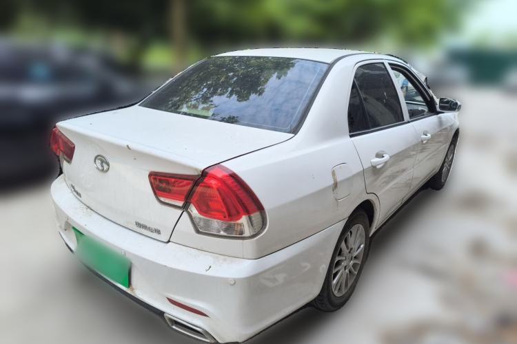 Used Soueast V3 Lingyue 2015 1.5L Manual Happiness Edition Rear Right 45 Deg