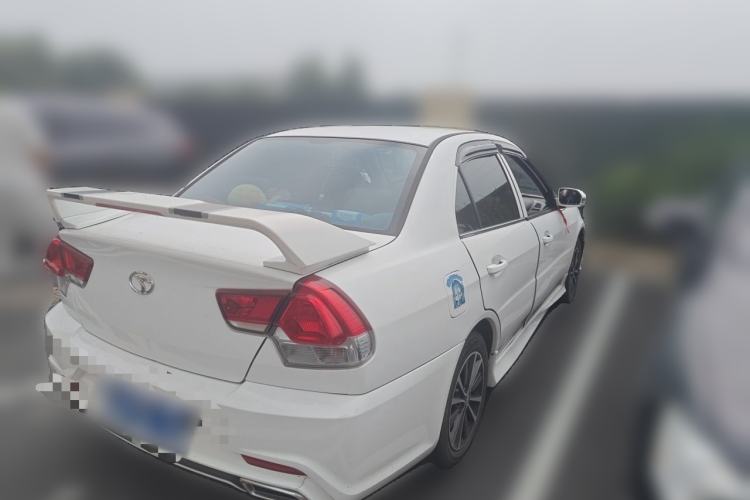 Used Soueast V3 Lingyue 2015 1.5L Manual Style Edition Rear Right 45 Deg