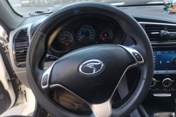Used Soueast V3 Lingyue 2015 1.5L Manual Style Edition Steering Wheel