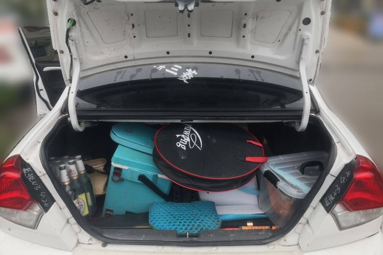 Used Soueast V3 Lingyue 2015 1.5L Manual Style Edition Trunk
