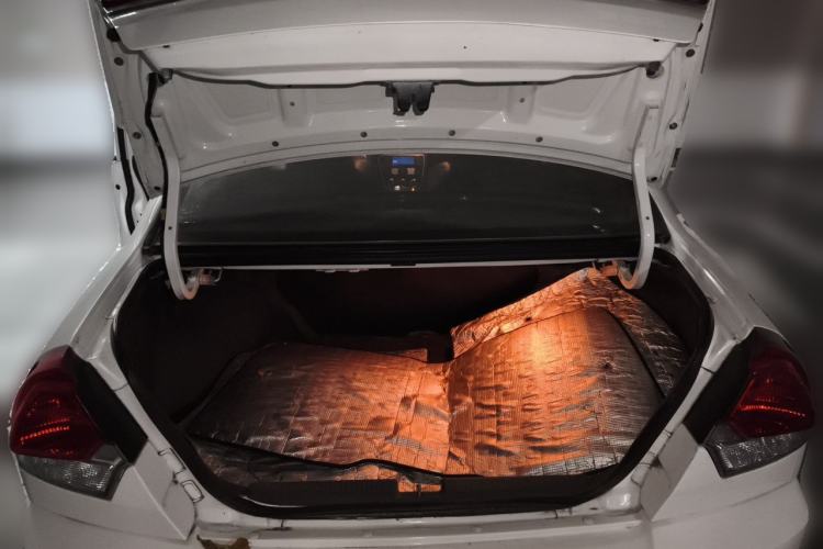 Used Soueast V3 Lingyue 2015 1.5L Manual Style Edition Trunk