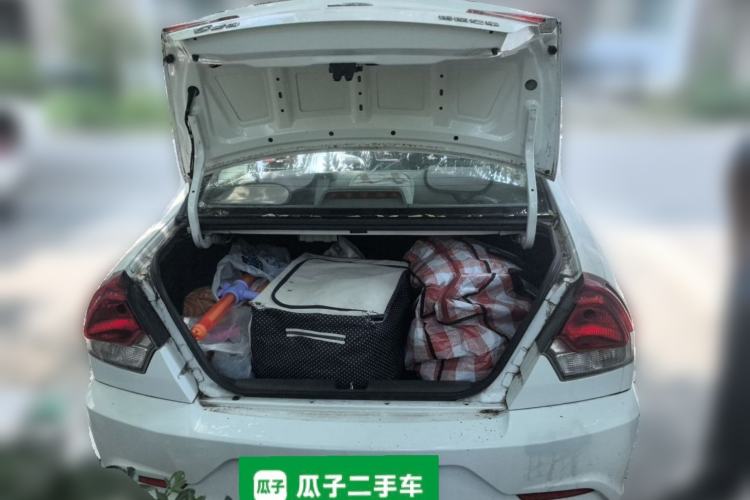 Used Soueast V3 Lingyue 2015 1.5L Manual Happiness Edition Trunk