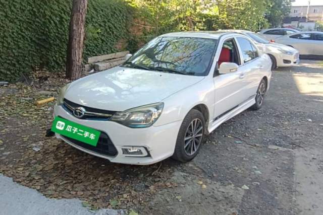 Used Soueast V3 Lingyue 2015 1.5L Manual Style Edition