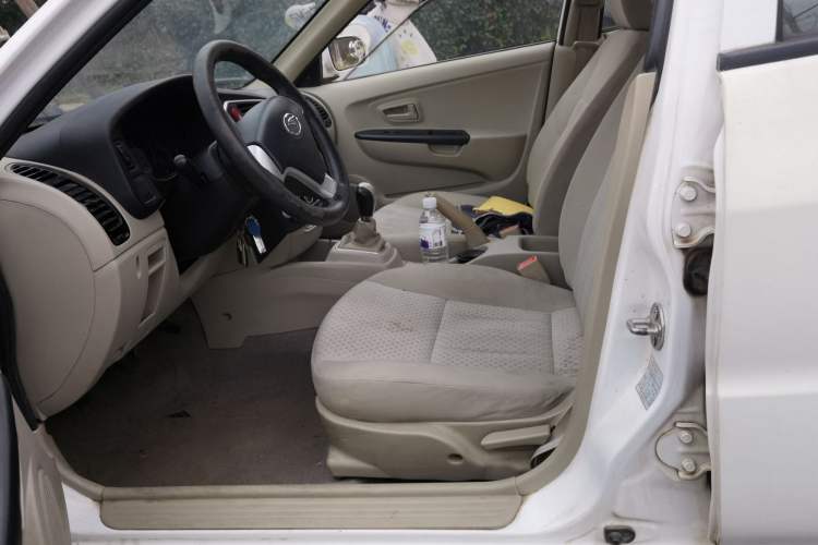 Used Soueast V3 Lingyue 2017 1.5L Manual Xiqi Edition Left Front Seat