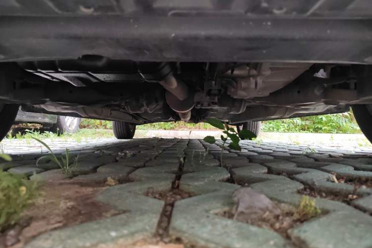 Used Soueast V5 Lingzhi 2012 1.5L Manual Standard Edition Chassis Front