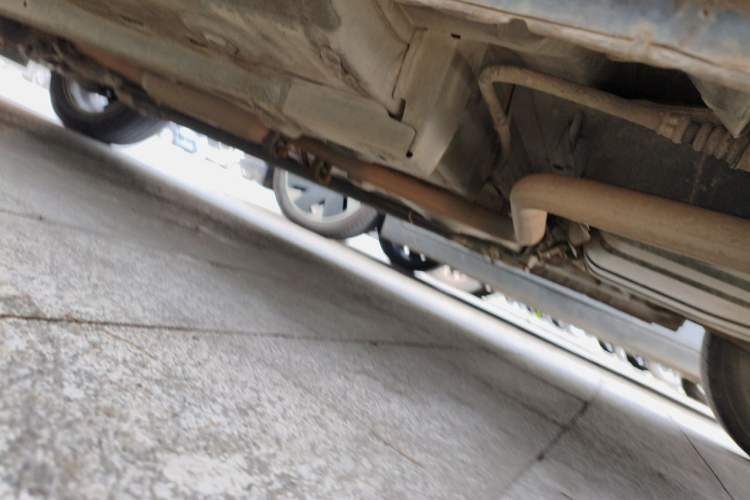 Used Soueast V5 Lingzhi 2012 1.5L Manual Comfort Edition Chassis Rear Left