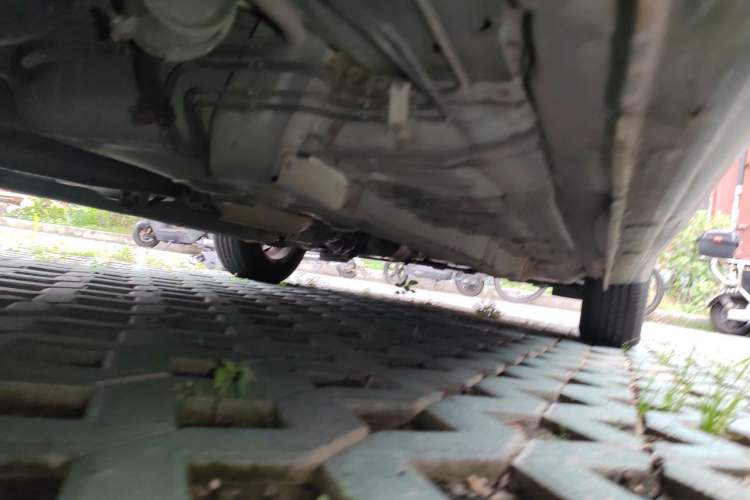 Used Soueast V5 Lingzhi 2012 1.5L Manual Standard Edition Chassis Rear Right