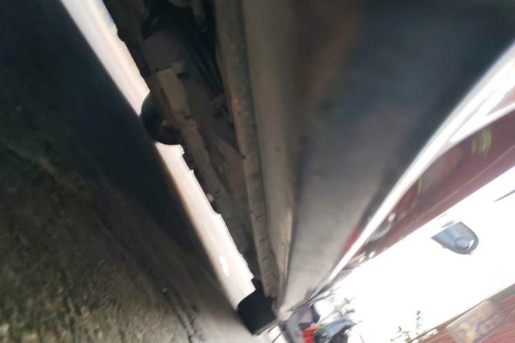 Used Soueast V5 Lingzhi 2012 1.5L CVT Luxury Version Chassis Rear Right