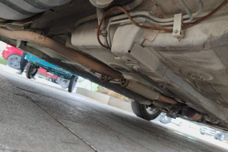 Used Soueast V5 Lingzhi 2012 1.5L Manual Comfort Edition Chassis Rear Right