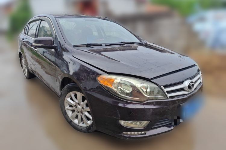 Used Soueast V5 Lingzhi 2012 1.5L Manual Luxury Version Front Right 45 Deg