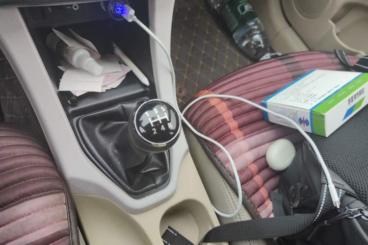 Used Soueast V5 Lingzhi 2012 1.5L Manual Standard Edition Gear Lever