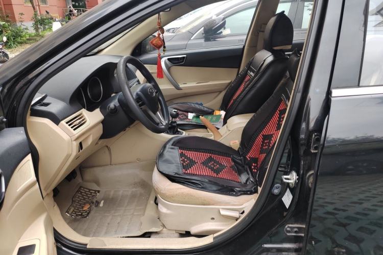 Used Soueast V5 Lingzhi 2012 1.5L Manual Standard Edition Left Front Seat