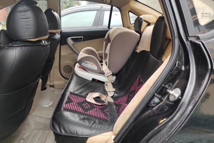 Used Soueast V5 Lingzhi 2012 1.5L Manual Standard Edition Left Rear Seat