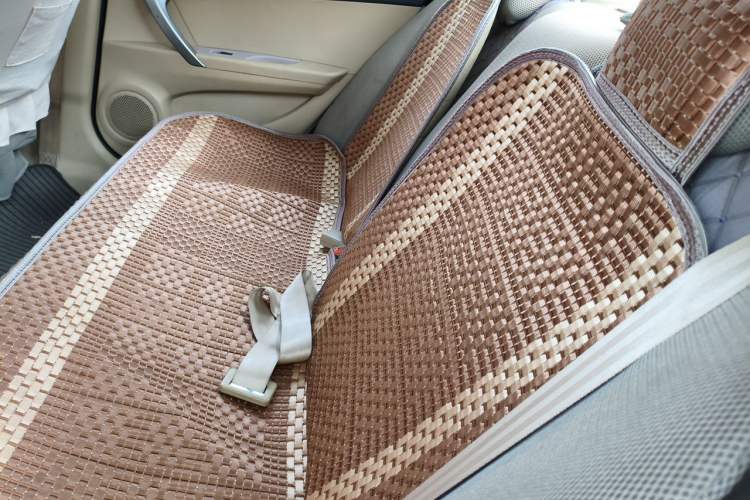 Used Soueast V5 Lingzhi 2012 1.5L Manual Comfort Edition Left Rear Seat