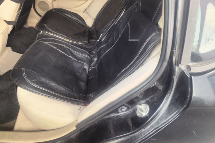 Used Soueast V5 Lingzhi 2012 1.5L Manual Standard Edition Left Rear Seat