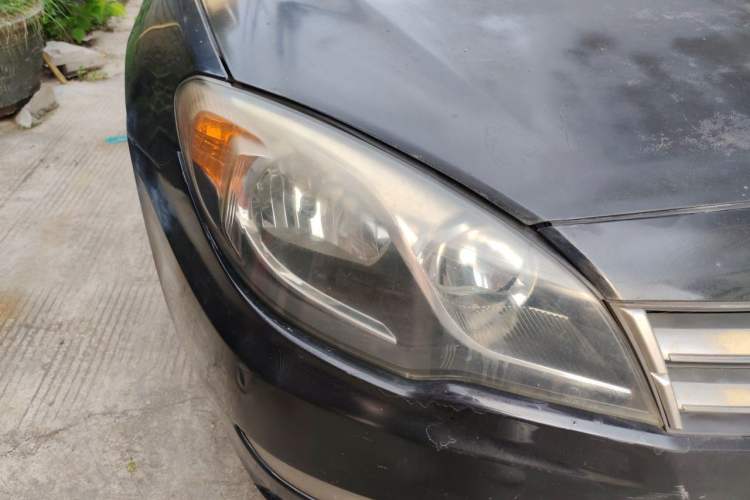 Used Soueast V5 Lingzhi 2012 1.5L CVT Luxury Version Right Front Headlight