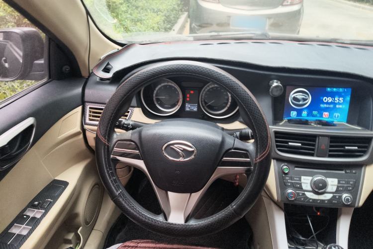Used Soueast V5 Lingzhi 2012 1.5L Manual Standard Edition Steering Wheel