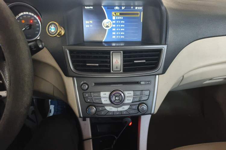Used Soueast V5 Lingzhi 2012 1.5L Manual Flagship Edition Audio And AC Panel