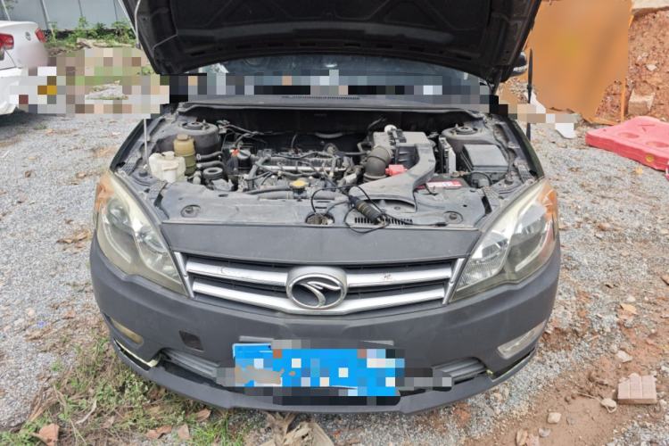 Used Soueast V5 Lingzhi 2012 1.5L Manual Standard Edition Engine Bay