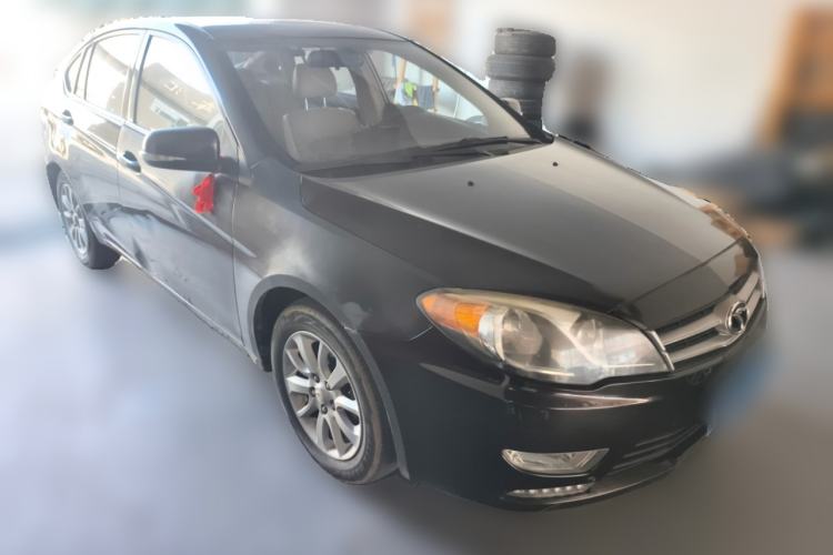 Used Soueast V5 Lingzhi 2012 1.5L Manual Flagship Edition Front Right 45 Deg