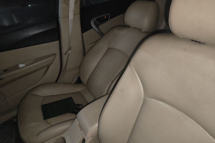 Used Soueast V5 Lingzhi 2012 1.5L Manual Luxury Version Left Front Seat