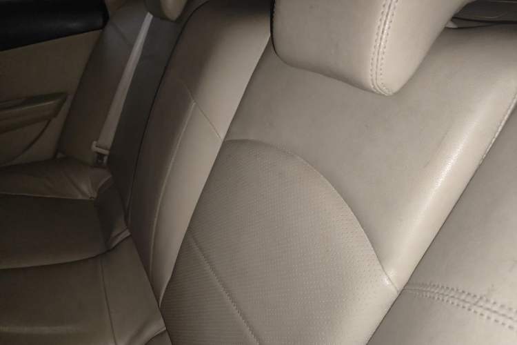 Used Soueast V5 Lingzhi 2012 1.5L Manual Luxury Version Left Rear Seat