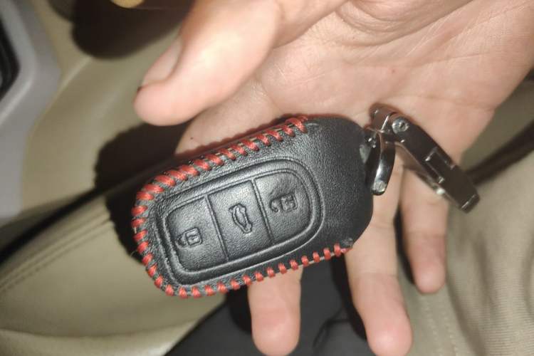 Used Soueast V5 Lingzhi 2012 1.5L Manual Luxury Version Vehicle Key