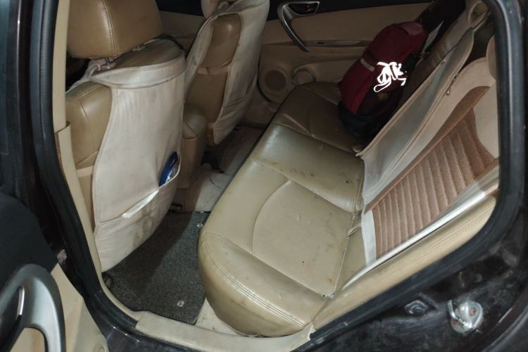 Used Soueast V5 Lingzhi 2012 1.5L Manual Standard Edition Left Rear Seat