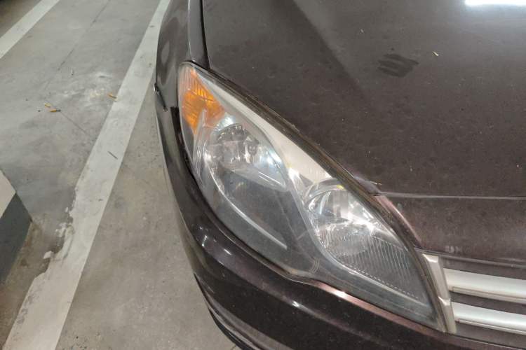 Used Soueast V5 Lingzhi 2012 1.5L Manual Standard Edition Right Front Headlight