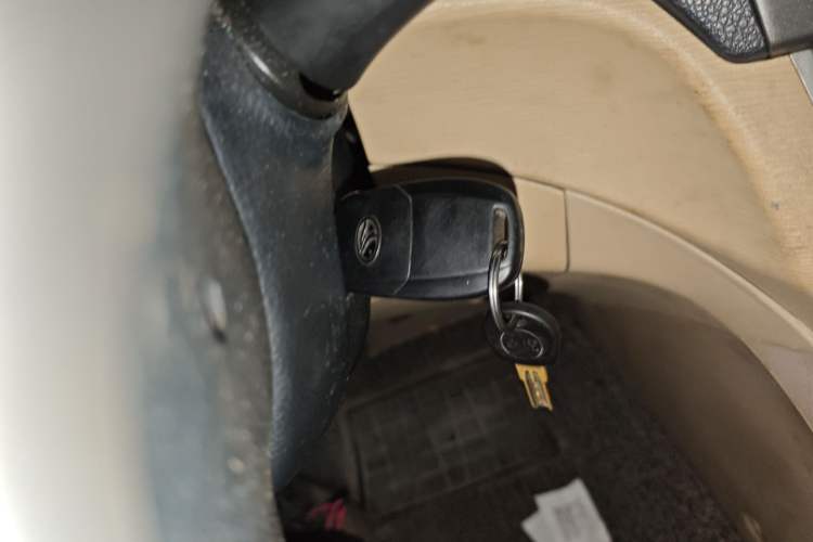 Used Soueast V5 Lingzhi 2012 1.5L Manual Standard Edition Vehicle Key