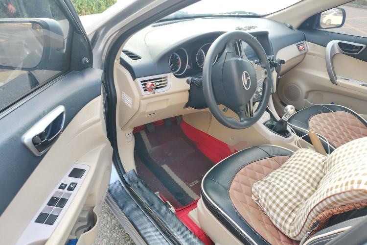 Used Soueast V5 Lingzhi 2012 1.5L Manual Comfort Edition Driver Seat