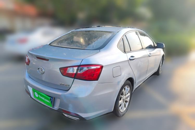 Used Soueast V5 Lingzhi 2012 1.5L Manual Comfort Edition Rear Right 45 Deg