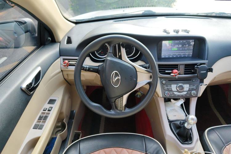 Used Soueast V5 Lingzhi 2012 1.5L Manual Comfort Edition Steering Wheel