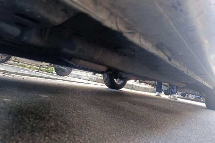 Used Soueast V5 Lingzhi 2012 1.5L CVT Comfort Edition Chassis Front Left