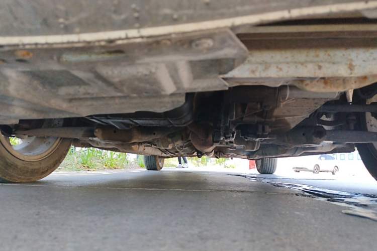 Used Soueast V5 Lingzhi 2012 1.5L Manual Comfort Edition Chassis Front