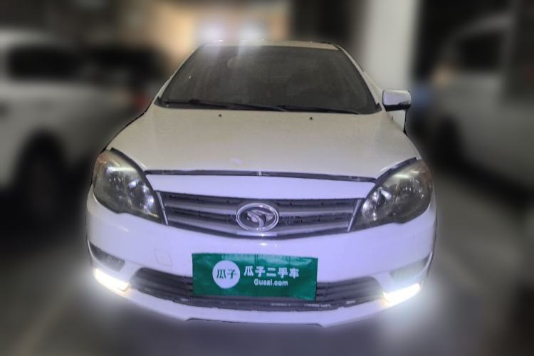 Used Soueast V5 Lingzhi 2012 1.5L Manual Comfort Edition Front