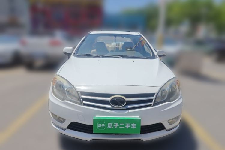 Used Soueast V5 Lingzhi 2012 1.5L Manual Luxury Version Front