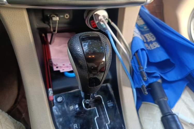 Used Soueast V5 Lingzhi 2012 1.5L CVT Comfort Edition Gear Lever