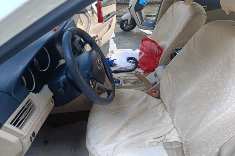 Used Soueast V5 Lingzhi 2012 1.5L CVT Comfort Edition Left Front Seat
