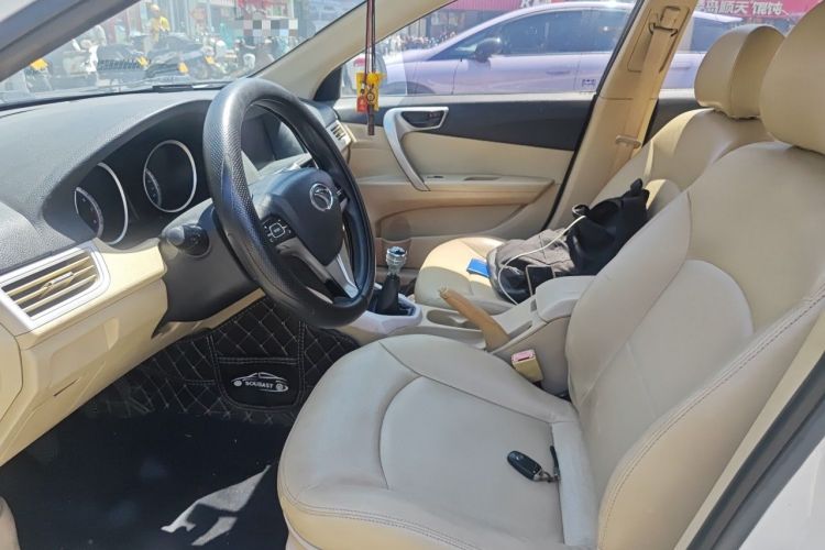 Used Soueast V5 Lingzhi 2012 1.5L Manual Luxury Version Left Front Seat